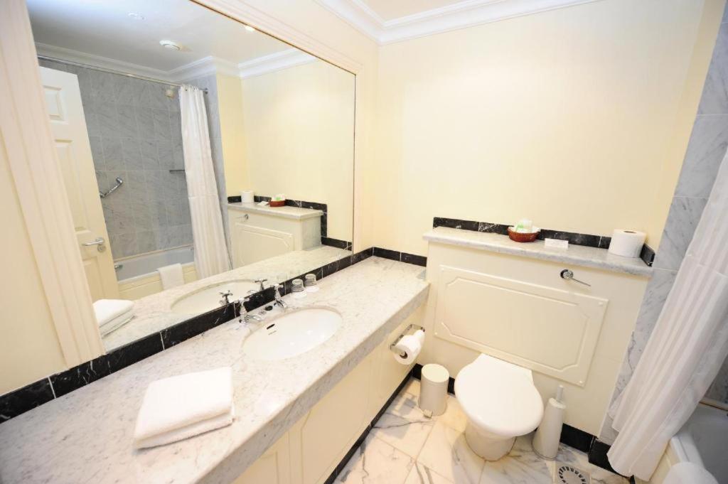 Butler Arms Hotel Waterville Esterno foto